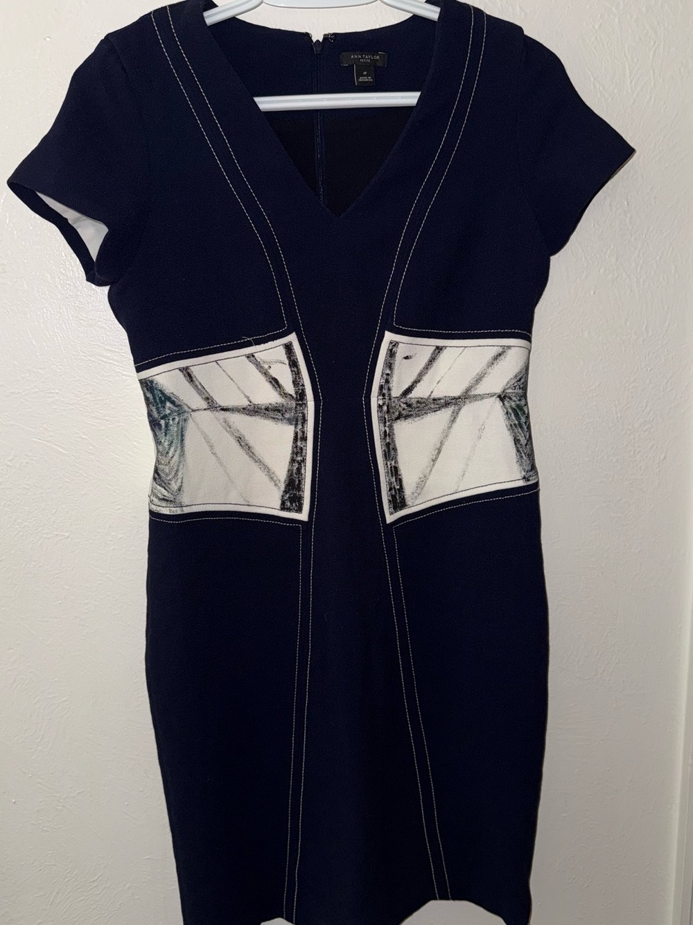 Ann taylor Navy V-Neck Sheath Dress with White Graphic Panels